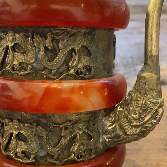 Antique exquisite design dragon & monkey red jade - Picture 13 of 15